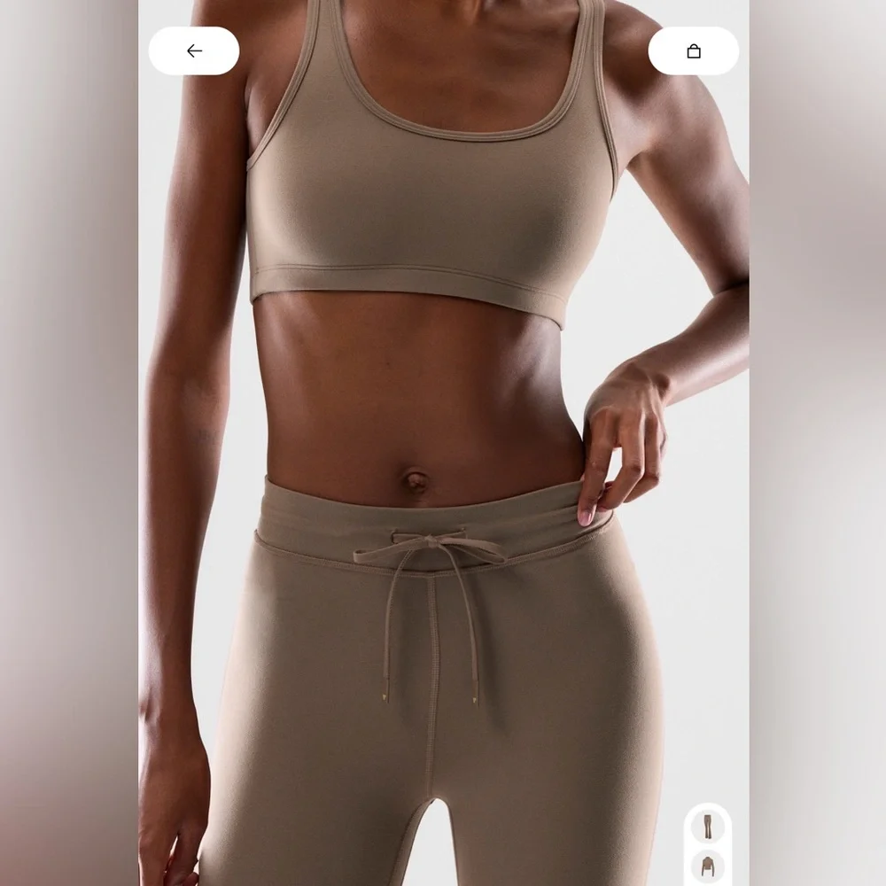 ARITZIA Flared Leggings W/ matching bra!! - Picture 3 of 4